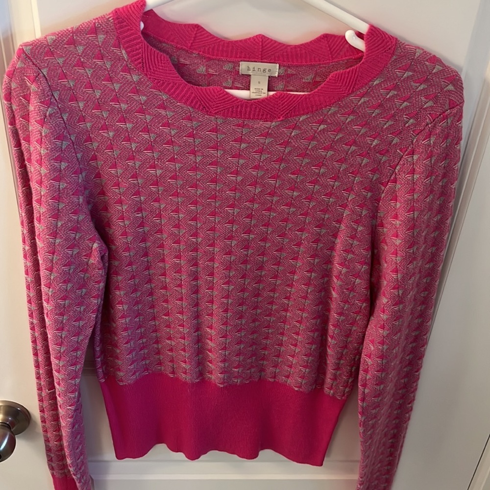 Hinge Sweater - Picture 4 of 4
